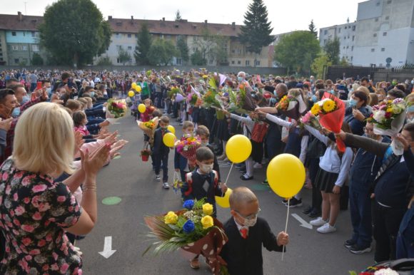 Pentru transportul elevilor vor funcționa 12 rute. Vezi program