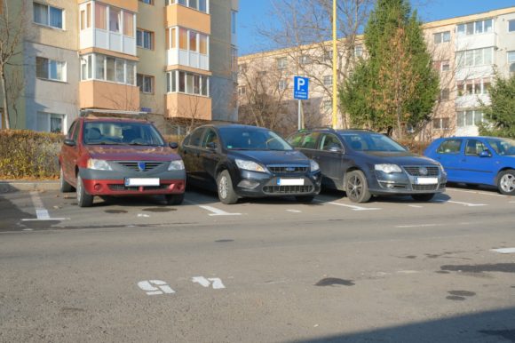 Tot online, tot nereprezentativ | Primăria Brașov a lansat un chestionar privind obiceiurile de folosire a parcărilor din Brașov și a percepției asupra parcărilor cu plată