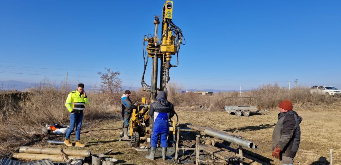 CNIR anunță că la Autostrada A13 Brașov – Bacău s-au realizat peste 3000 de metri liniari de foraje geotehnice