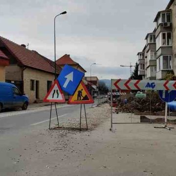 Traficul auto se închide complet pentru o săptămână pe strada N. Titulescu, între străzile Roșiorilor și Petru Rareș