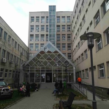 DSP Brașov întârzie cu aprobarea pentru amenajările Covid-19 la Spitalul Județean Brașov. Conducerea spitalului anunță că niciun cadru medical nu este pozitiv