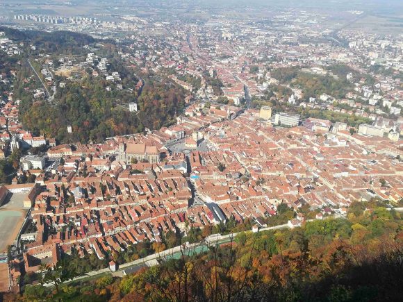 Primăria Brașov reia procedura de evaluare a proiectelor culturale, dar a redus bugetul la jumătate, un milion de lei