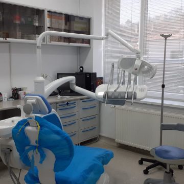 Servicii stomatologice de urgență gratuite în Brașov, începând cu 6 aprilie
