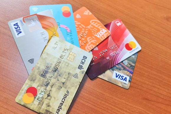 RATBV introduce plata cu cardul în mijloacele de transport în comun începând cu jumătatea lunii iunie