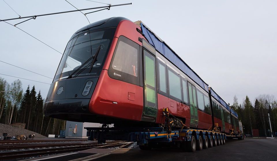 În timp ce Brașovul se laudă cu primul autobuz electric, Tampere continuă dezvoltarea rețelei de tramvai