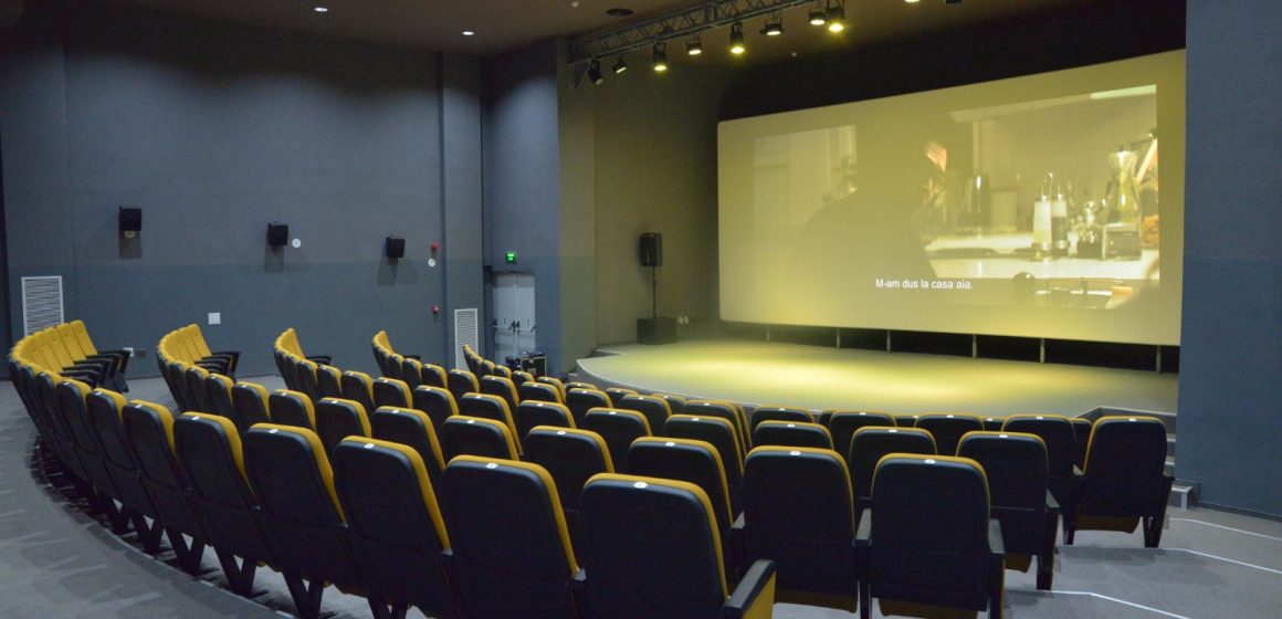 FOTO Brașovul are două noi săli de cinema și un spațiu pentru activități dedicate copiilor la Cinema Modern