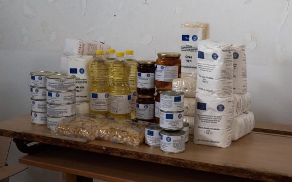 73.509 pachete cu ajutoare alimentare și produse de igienă corporală au fost distribuite persoanelor defavorizate din județul Brașov de Ministerul Fondurilor Europene