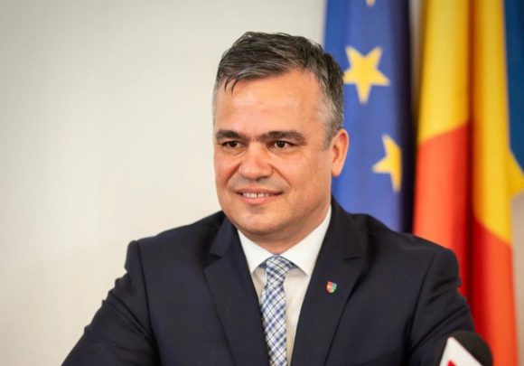 #LOCALE2020 | Adrian Veștea – La propunerea mea, angajații din localitățile Victoria și Făgăraș vor ieși la pensie cu 2 ani mai repede