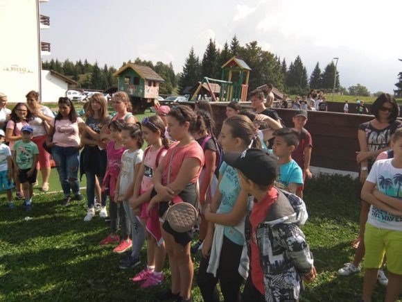 Direcția Județeană pentru Sport și Tineret Brașov organizează Concursul local de proiecte de tineret în perioada septembrie – decembrie 2020