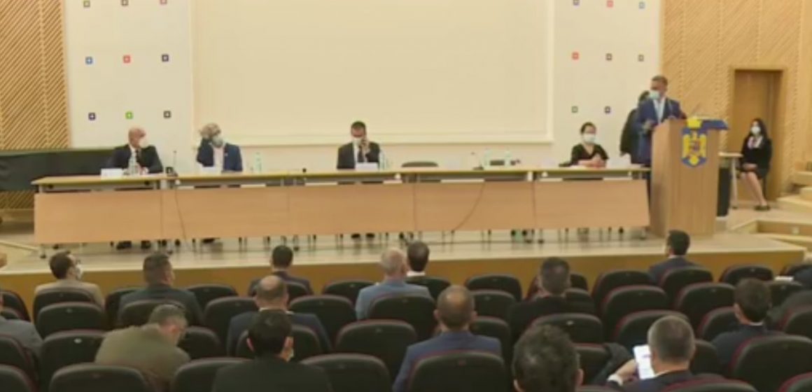 VIDEO 26 din cei 34 de consilieri aleși și-au preluat mandatele în ședința de constituire a noului Consiliul Județean Brașov