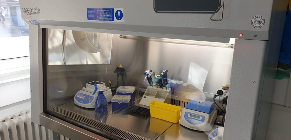 Compartiment de biologie moleculară dotat cu toate echipamentele necesare efectuării de teste pentru depistarea infectării cu noul coronavirus amenajat la Spitalul de Copii