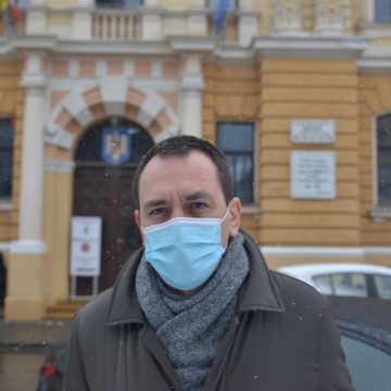La propunerea consilierului local Ioan Corbu, Primăria Brașov lansează în dezbatere publică introducerea de răspunderi și sancțiuni pentru dezvoltatorii care nu respectă măsurile de reducere a poluării în timpul derulării lucrărilor de construcție