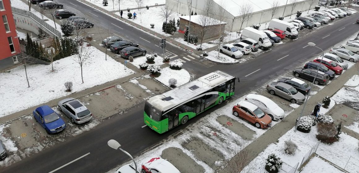 În urma unei petiții din partea Asociației Comunitare Bartolomeu Avantgarden, Primăria Brașov și RATBV caută soluții pentru îmbunătățirea transportului public care deservește cartierul Bartolomeu – Avantgarden