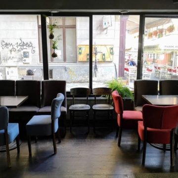 Se redeschid restaurantele și cafenelele la interior în municipiul Brașov, dar doar la capacitate maximă de 30%