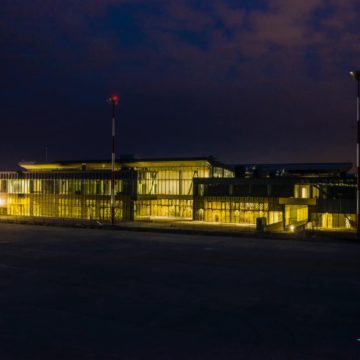 Aeroportul Brașov, între dorință politică și zboruri de 50 de euro