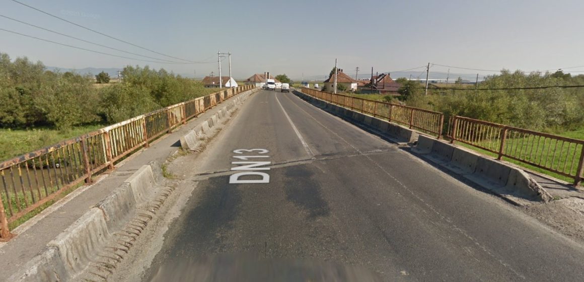 Restricții de circulație pe DN 13 la podul peste Bârsa în zona Hanul din Ardeal