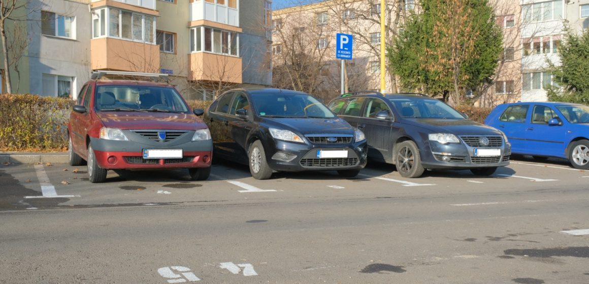 Tot online, tot nereprezentativ | Primăria Brașov a lansat un chestionar privind obiceiurile de folosire a parcărilor din Brașov și a percepției asupra parcărilor cu plată