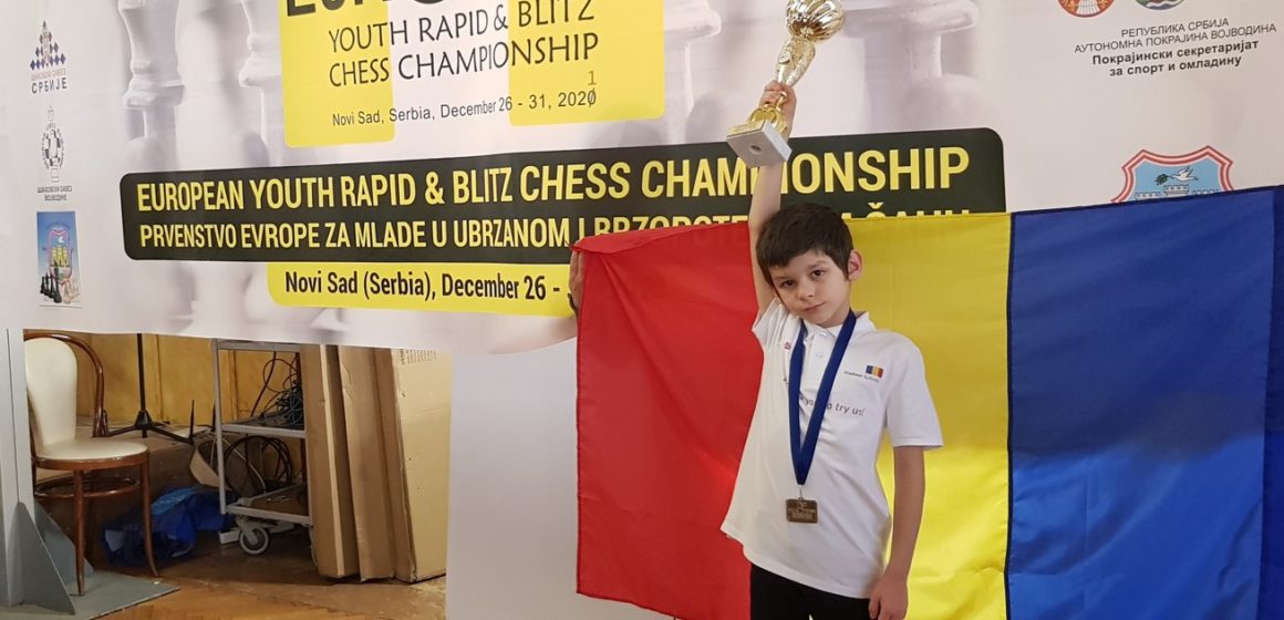 O nouă medalie europeană adusă României de brașoveanul în vârstă de 8 ani, Vladimir Sofronie, de data aceasta la șah-blitz