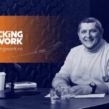 Se lansează Hacking Work, un nou podcast despre piața muncii din România. Ca să mergi la serviciu, nu la scârbiciu