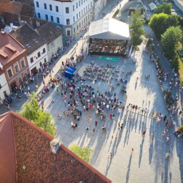 Primăria Brașov a pus în dezbatere publică Ghidul de finanțare a proiectelor culturale. Contribuția operatorului este cuprinsă între 10 și 50%