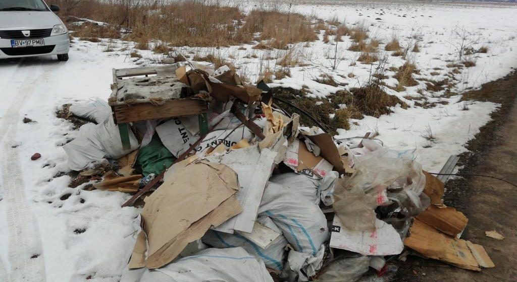 Poliția Locală Brașov a aplicat o amendă de 3.000 de lei pentru abandonarea deșeurilor provenite din renovarea imobilului