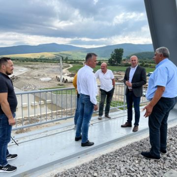 Președintele CJ Brașov și prefectul județului Brașov într-o vizită de imagine la podul Budila