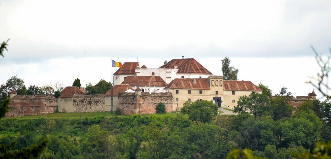 Primăria Brașov a început demersurile pentru trecerea Cetățuii în proprietatea municipiului și demararea lucrărilor de punere în siguranță și consolidare