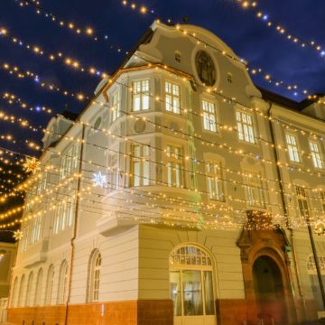 Banca de cultură Apollonia își deschide porțile în fosta Bancă săsească de pe str. Republicii. 57 de artiști brașoveni vor expune în acest spațiu