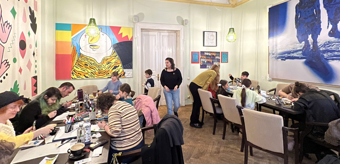 București | Atelierele „Artă în lucru” cu Serebe, John Dot S și Sandi au ajuns la final