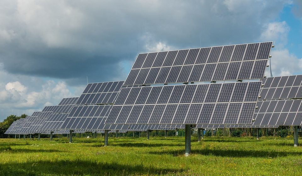 Comisia de Circulație a avizat proiectul municipalității de construire a unui parc fotovoltaic de 20 de MW