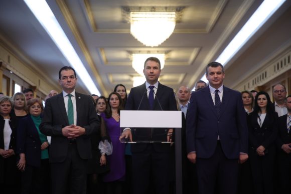 Drulă, Orban și Tomac au lansat Alianța Dreapta Unită, „o alternativă onestă la guvernarea coruptă PSD-PNL și la extremismul AUR”