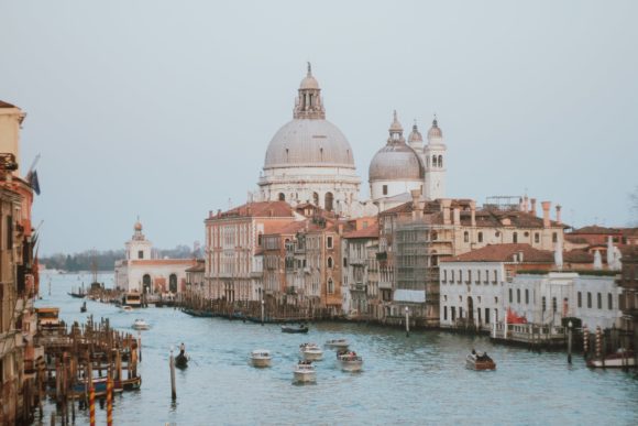 Veneția — O comoară amenințată de schimbările climatice