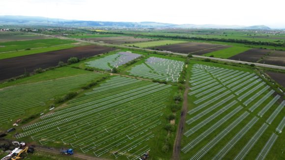 Lucrările la parcul fotovoltaic de 20 MW vor fi gata luna viitoare, anunță Primăria Brașov