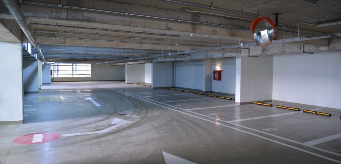 Comisia de circulație a avizat proiectul Primăriei Brașov pentru construirea unei parcări subterane cu 650 de locuri în Centrul Civic