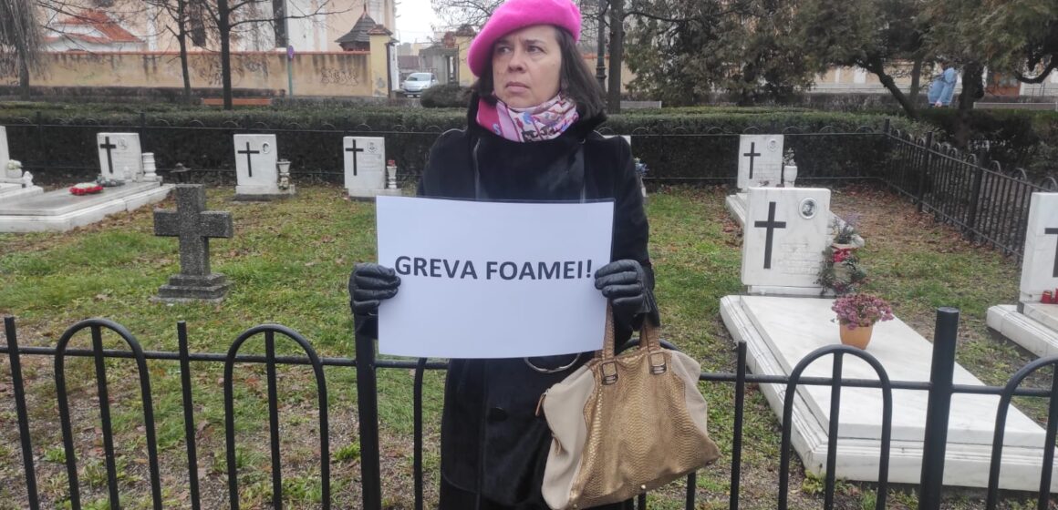 Greva foamei la Cimitirul Eroilor