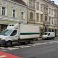 Strada Mureșenilor va fi eliberată de mașinile de aprovizionare pentru a crea cale liberă transportului în comun și autobuzelor pentru elevi. În centrul istoric vor fi create patru stații de descărcare a mărfii