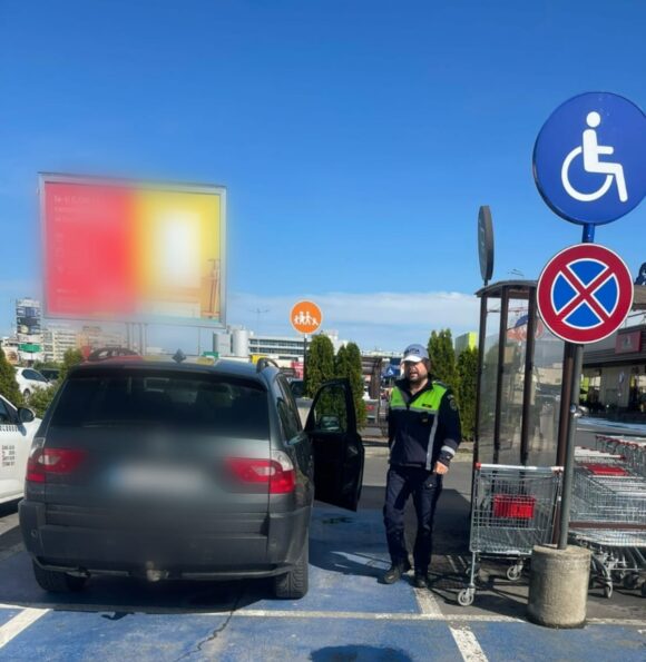 Amenzi în valoare de 51.570 lei pentru parcări, fără drept, pe locurile special amenajate pentru persoanele cu diazbilități
