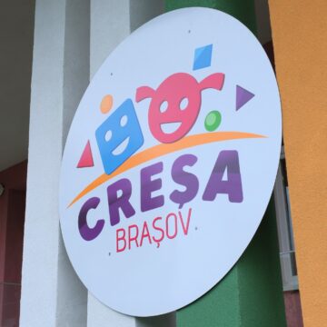 Au început înscrierile la creșele din municipiul Brașov și sunt deschise până în 30 mai 2025