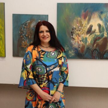 Expoziția de pictură „Umbre și forme” – Laura Cornea la Muzeul Țării Făgărașului „Valer Literat”