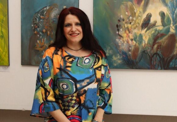 Expoziția de pictură „Umbre și forme” – Laura Cornea la Muzeul Țării Făgărașului „Valer Literat”