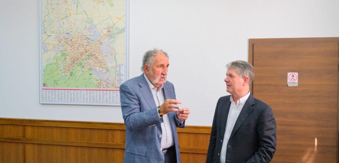 Ion Țiriac reia discuțiile pentru realizarea unui patinoar, unei săli de judo, uneia de scrimă, unei grădinițe sportive și unui spital pentru copiii bolnavi de cancer în municipiul Brașov