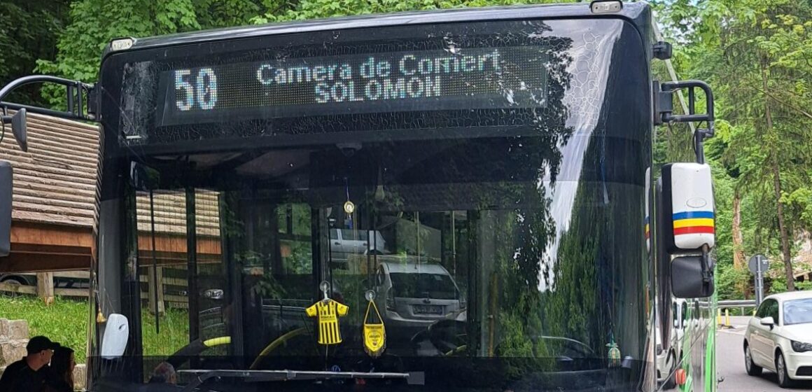 Devieri sâmbătă și duminică pe linia 50
