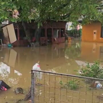 ISU Brașov continuă intervențiile în județul Brașov ca urmare a manifestării fenomenelor hidrometeorologice periculoase
