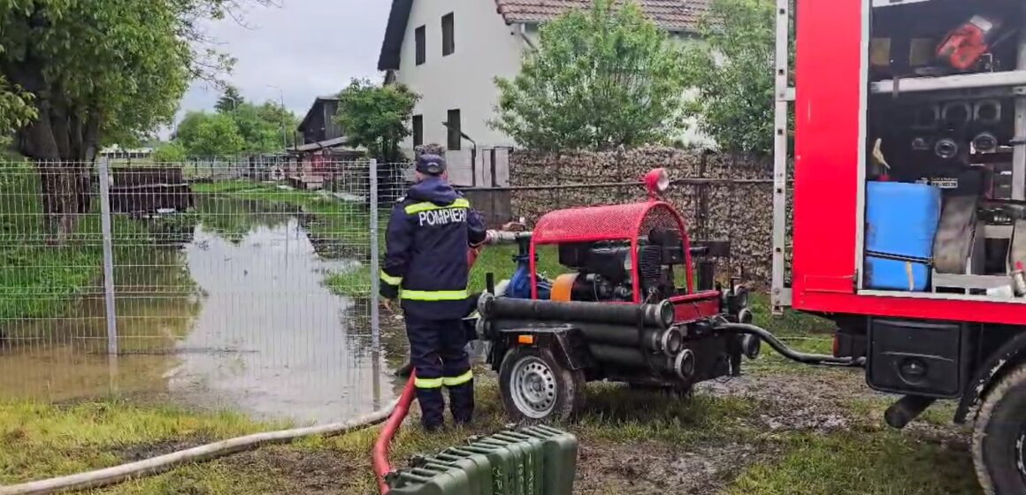 Intervenții ale ISU Brașov în contextul fenomenelor hidrometeorologice periculoase