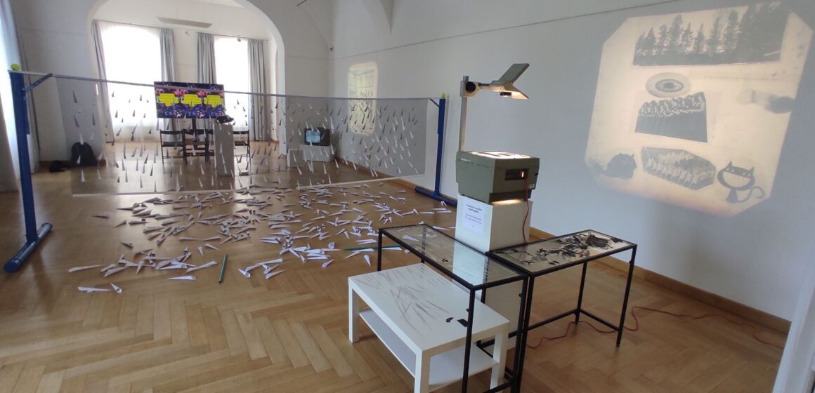 stories | Ce faci cu viața ta? O discuție despre artă, gândire critică și cenzură cu Roxana Lăpădat și Vlaicu Golcea stories | Ce faci cu viața ta? O discuție despre artă, gândire critică și cenzură cu Roxana Lăpădat și Vlaicu Golcea