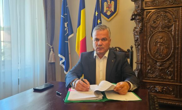 Achiziție de mobilier pentru instituții de învățământ special și conexe aflate în subordinea Consiliului Județean Brașov