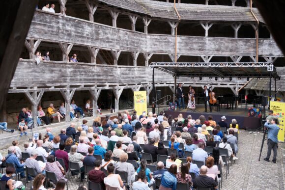 Festivalul SoNoRo Musikland, la ediția a VII-a, în satele de pe Colinele Transilvaniei și în Brașov