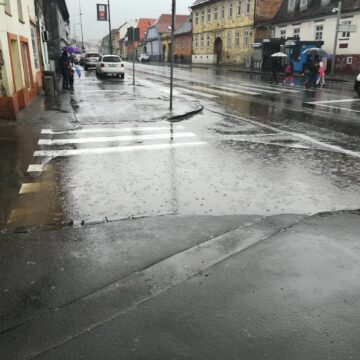 Apele pluviale urbane: Cum putem preveni inundațiile din orașele noastre Apele pluviale urbane: Cum putem preveni inundațiile din orașele noastre