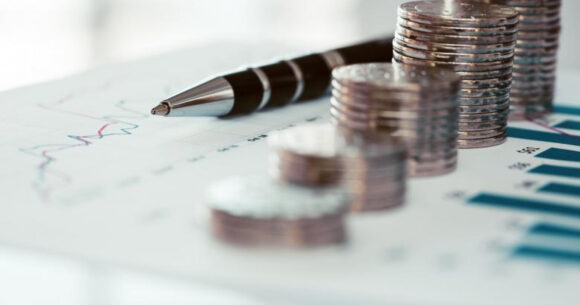 Ministerul Dezvoltării anunță că „o persoană care nu își achită amenzile de circulație în termen de cel mult un an ar putea rămâne cu permisul de conducere suspendat”