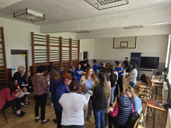 Ce schimbări a adus până acum Fondul Școlilor Active pentru 5 comunități școlare din mai multe zone rurale și din Râșnov